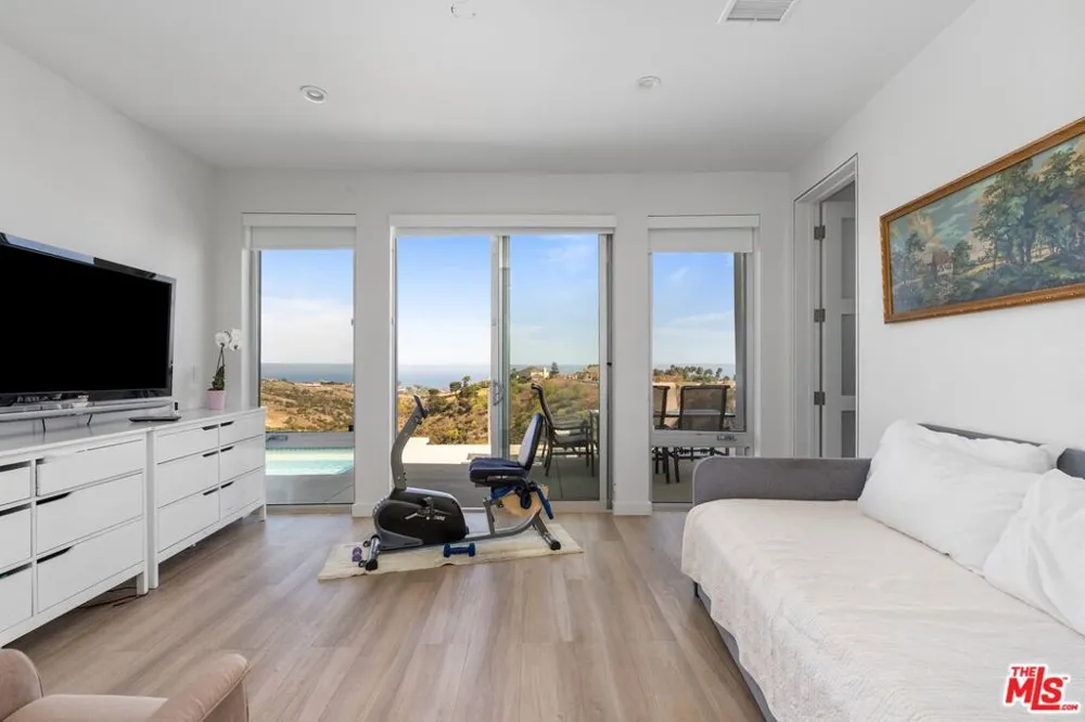 28405 Via Acero Street Malibu, CA 90265