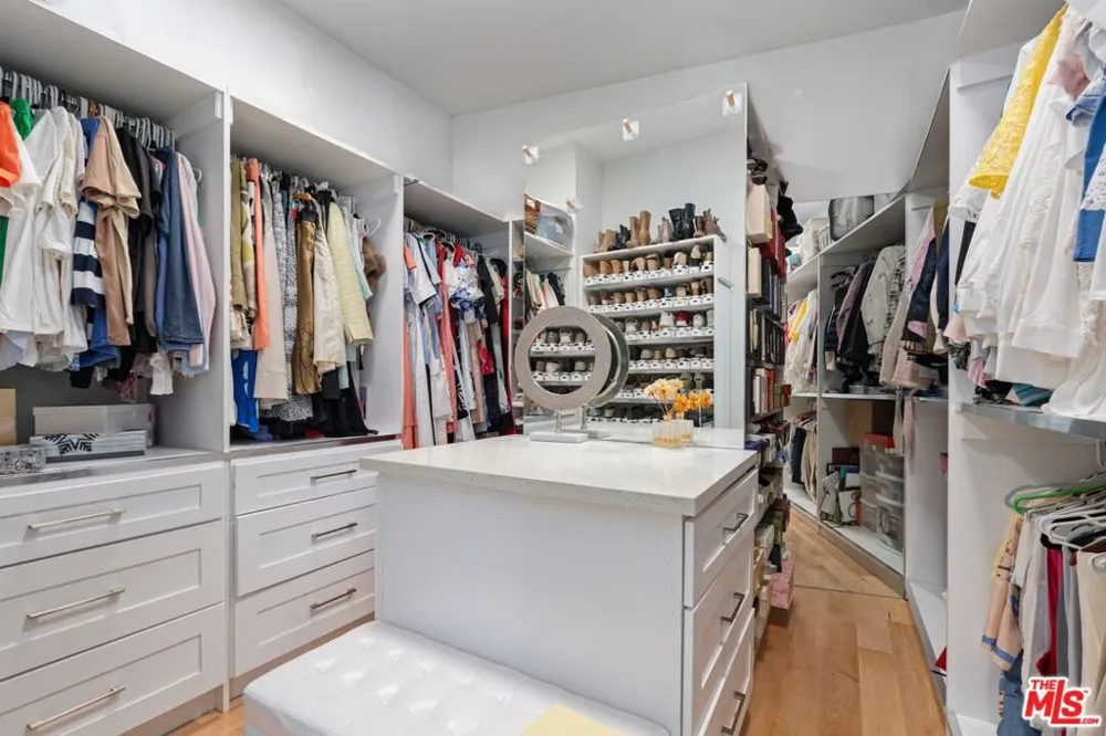 28405 Via Acero Street Malibu, CA 90265