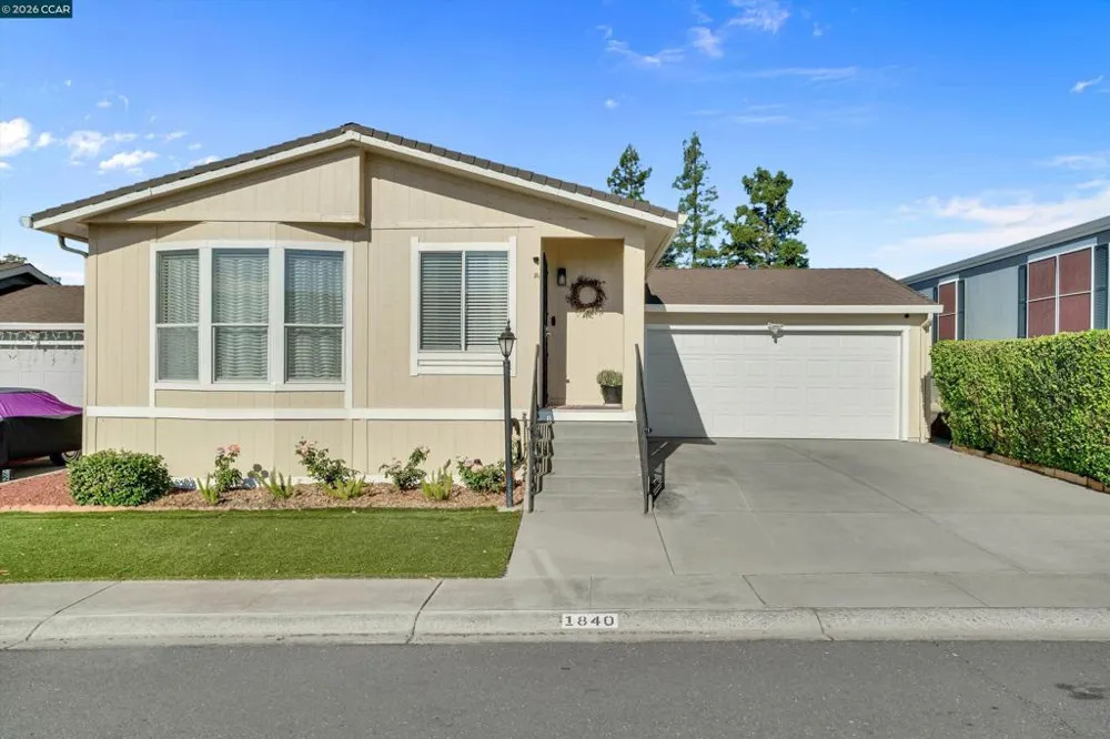 1840 Paris Ln Antioch, CA 94509