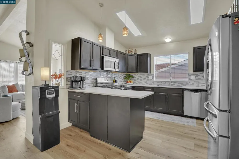1840 Paris Ln Antioch, CA 94509