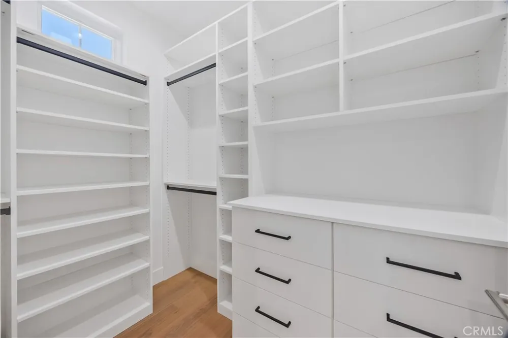 2420 Ives Lane Redondo Beach, CA 90278