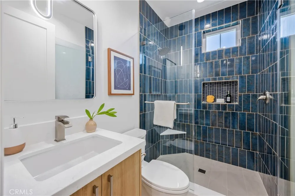 2420 Ives Lane Redondo Beach, CA 90278