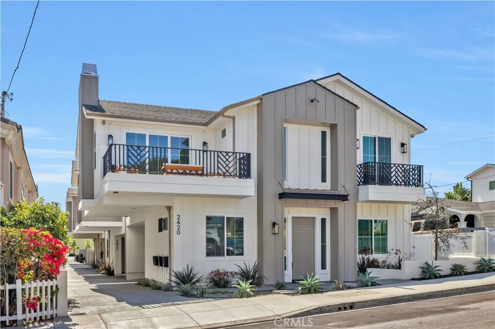 2420 Ives Lane Redondo Beach, CA 90278