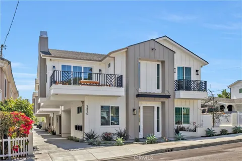 2420 Ives Lane