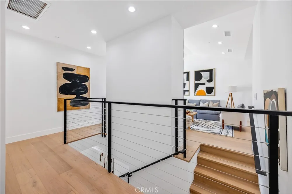 2420 Ives Lane Redondo Beach, CA 90278