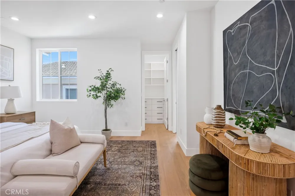 2420 Ives Lane Redondo Beach, CA 90278