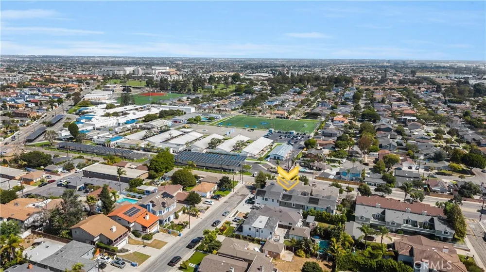 2420 Ives Lane Redondo Beach, CA 90278