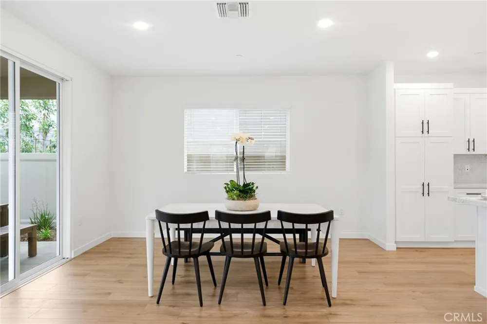 23712 Wilcox Drive Newhall, CA 91321