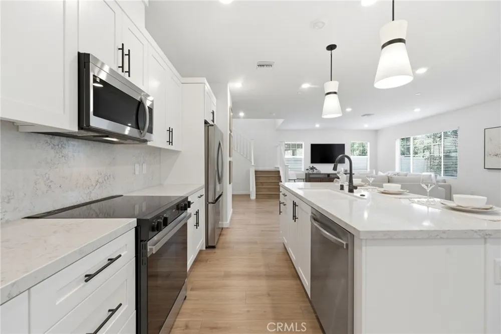 23712 Wilcox Drive Newhall, CA 91321