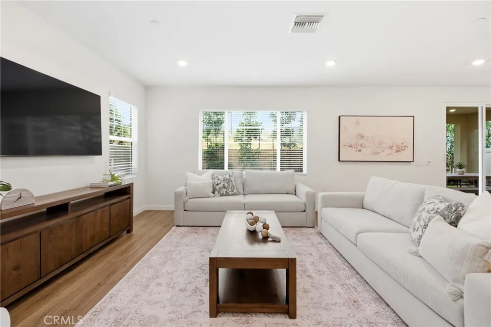 23712 Wilcox Drive Newhall, CA 91321