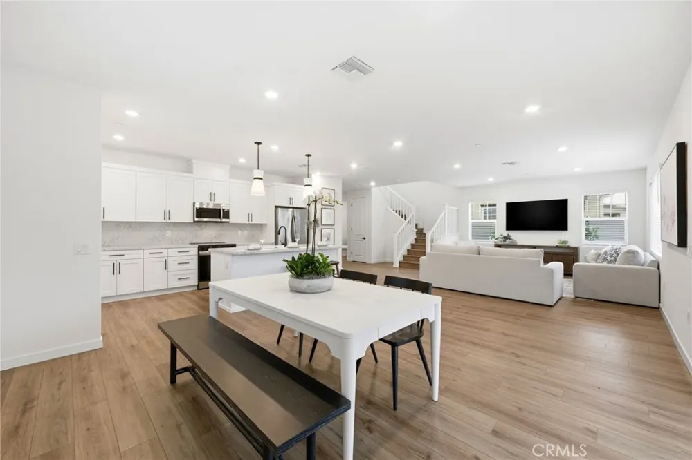23712 Wilcox Drive Newhall, CA 91321