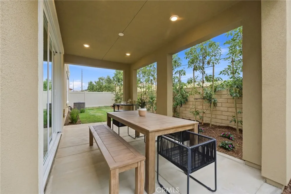 23712 Wilcox Drive Newhall, CA 91321