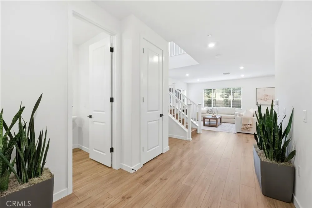 23712 Wilcox Drive Newhall, CA 91321