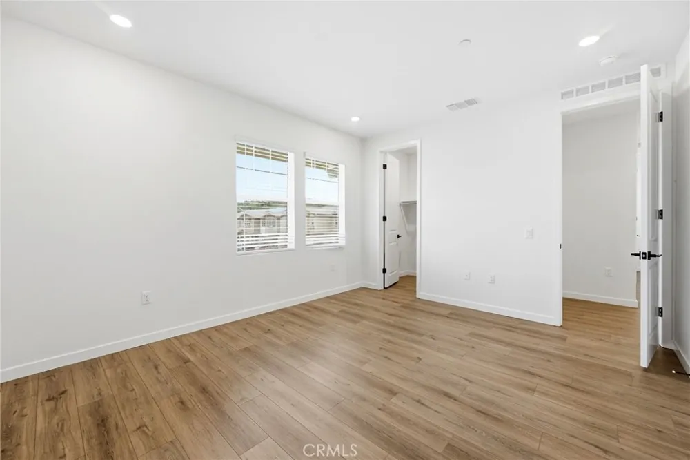 23712 Wilcox Drive Newhall, CA 91321