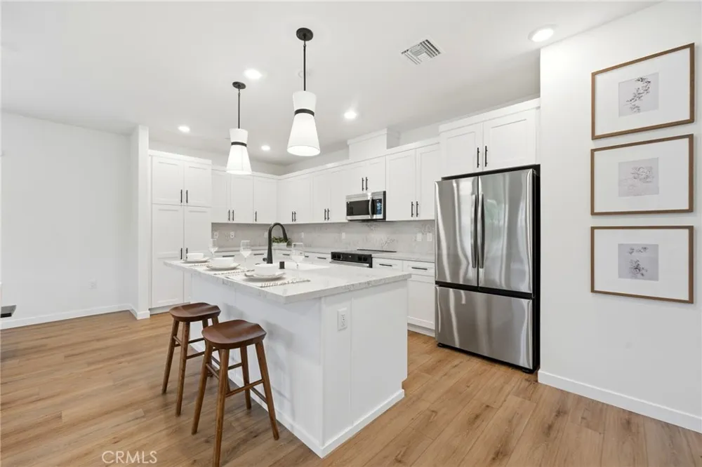 23712 Wilcox Drive Newhall, CA 91321