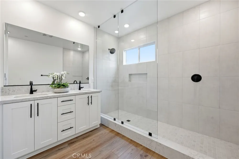 23712 Wilcox Drive Newhall, CA 91321