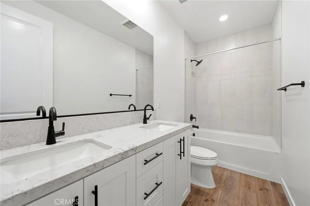 23712 Wilcox Drive Newhall, CA 91321