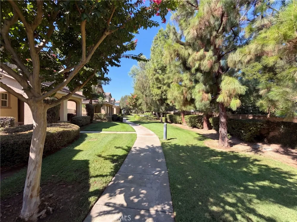 1747 Palermo Riverside, CA 92507