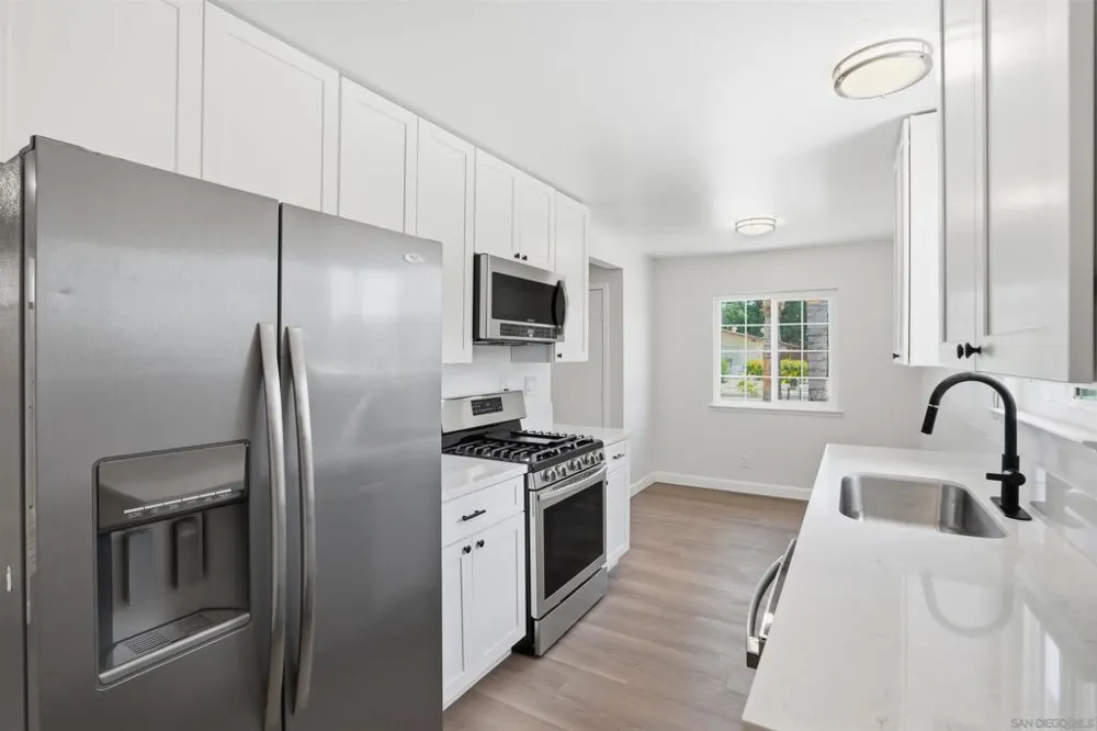 2386 San Bernardo Hemet, CA 92545