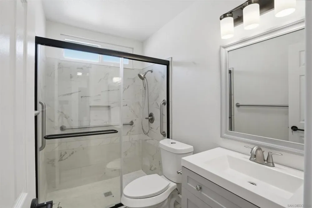 2386 San Bernardo Hemet, CA 92545