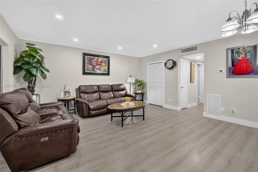 11235 SW 172nd St #I-1543 Miami, FL 33157