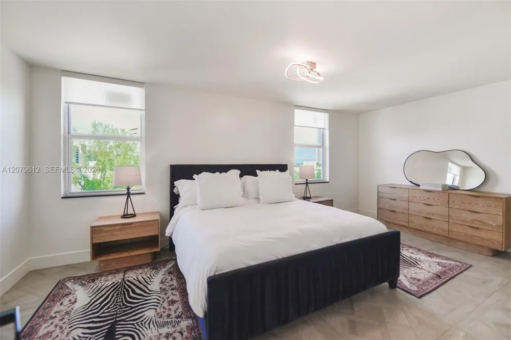 17800 Atlantic Blvd #PH14 Sunny Isles Beach, FL 33160