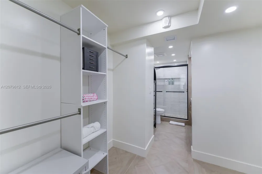 17800 Atlantic Blvd #PH14 Sunny Isles Beach, FL 33160