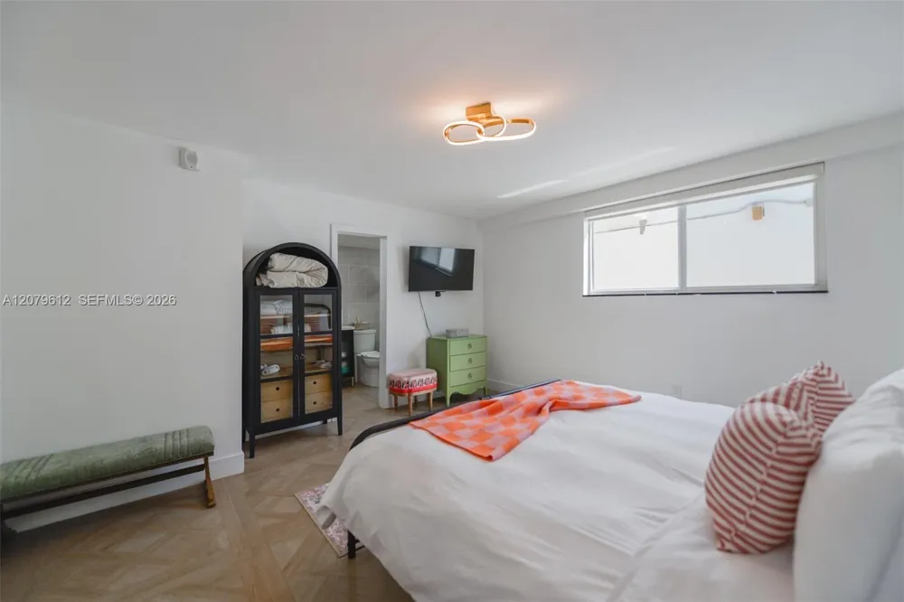 17800 Atlantic Blvd #PH14 Sunny Isles Beach, FL 33160