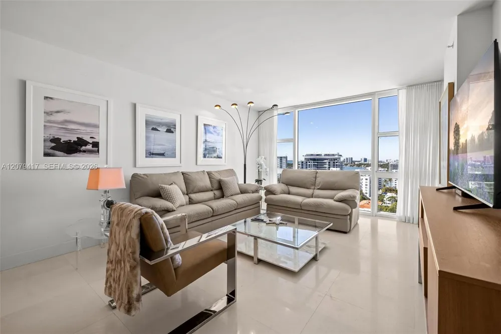 6801 Collins Ave #1401 Miami Beach, FL 33141