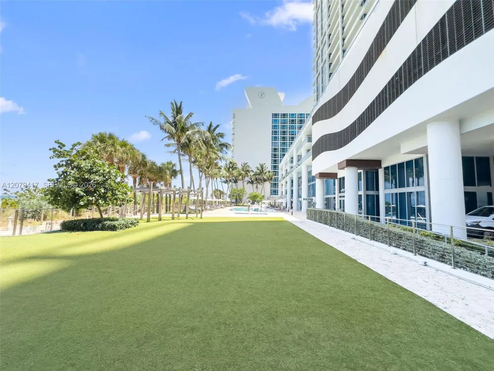 6801 Collins Ave #1401 Miami Beach, FL 33141