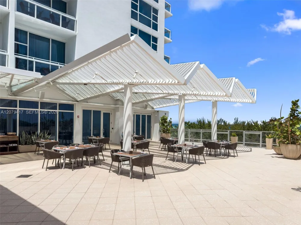 6801 Collins Ave #1401 Miami Beach, FL 33141