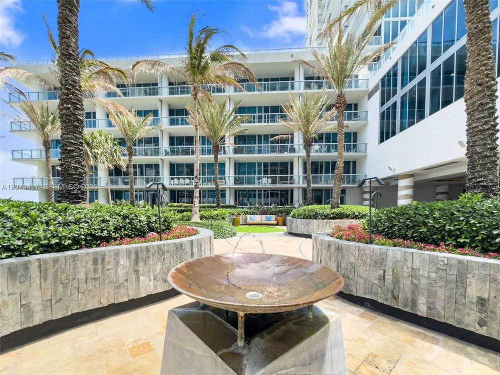 6801 Collins Ave #1401 Miami Beach, FL 33141