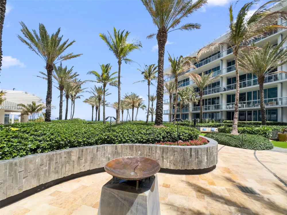 6801 Collins Ave #1401 Miami Beach, FL 33141