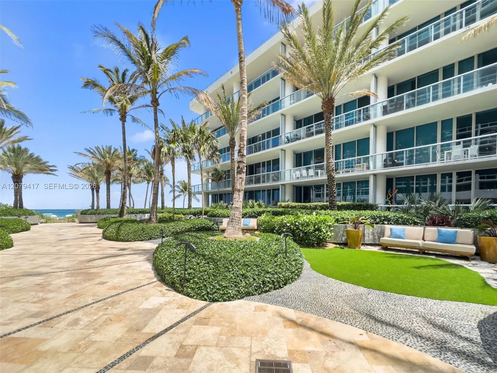 6801 Collins Ave #1401 Miami Beach, FL 33141