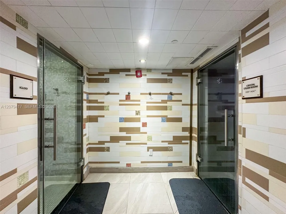 6801 Collins Ave #1401 Miami Beach, FL 33141