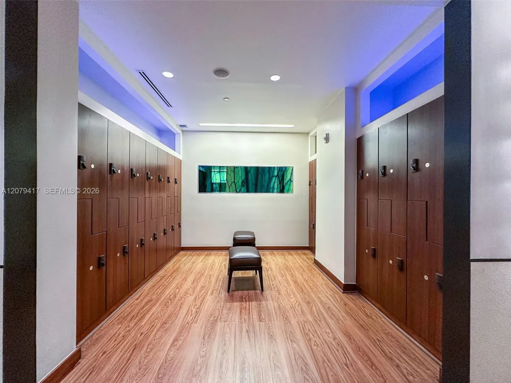 6801 Collins Ave #1401 Miami Beach, FL 33141