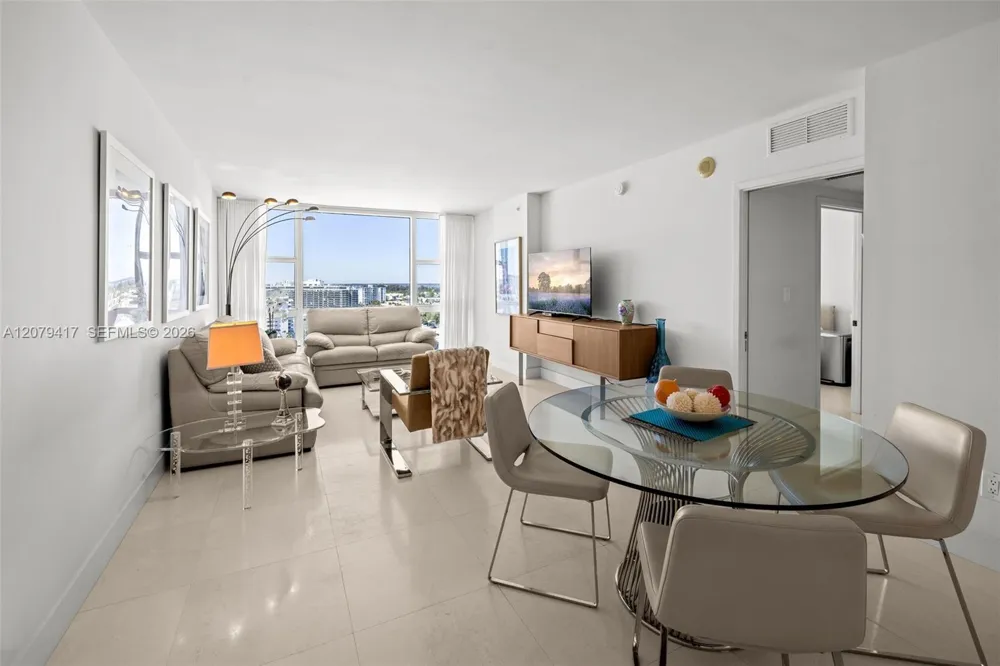 6801 Collins Ave #1401 Miami Beach, FL 33141