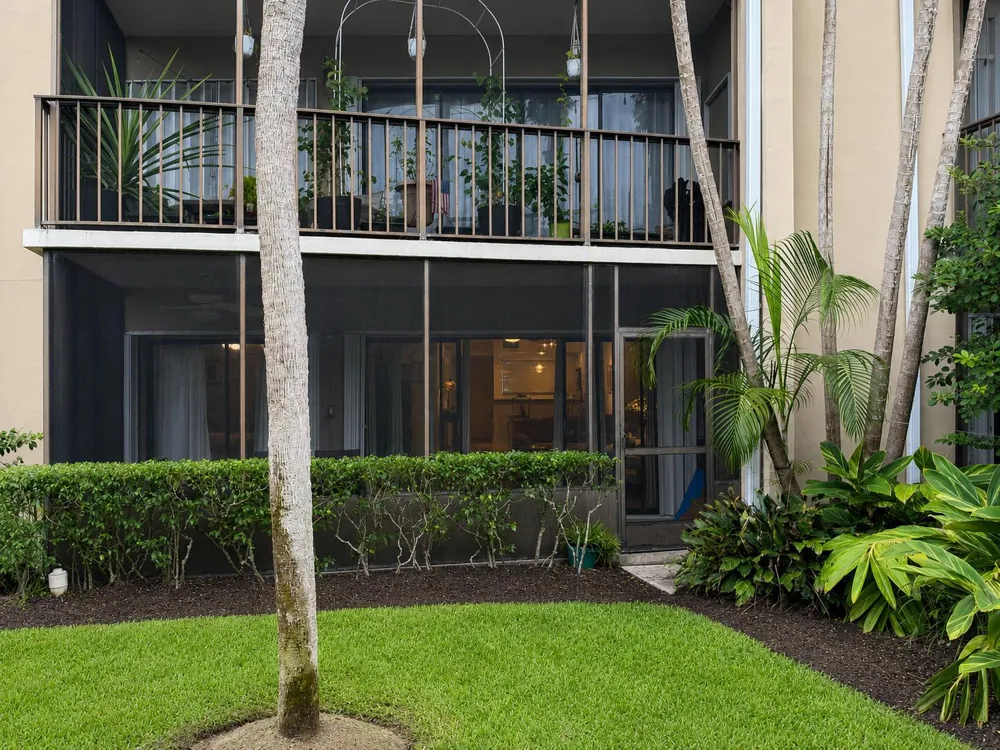 3605 S OCEAN BOULEVARD #123 South Palm Beach, FL 33480