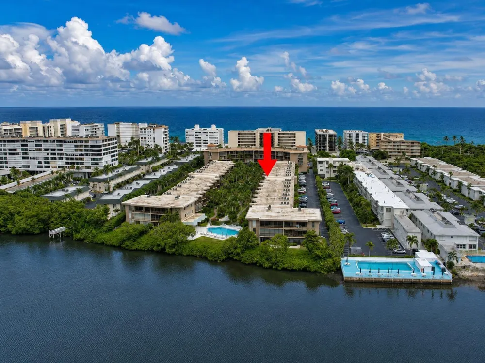 3605 S OCEAN BOULEVARD #123 South Palm Beach, FL 33480