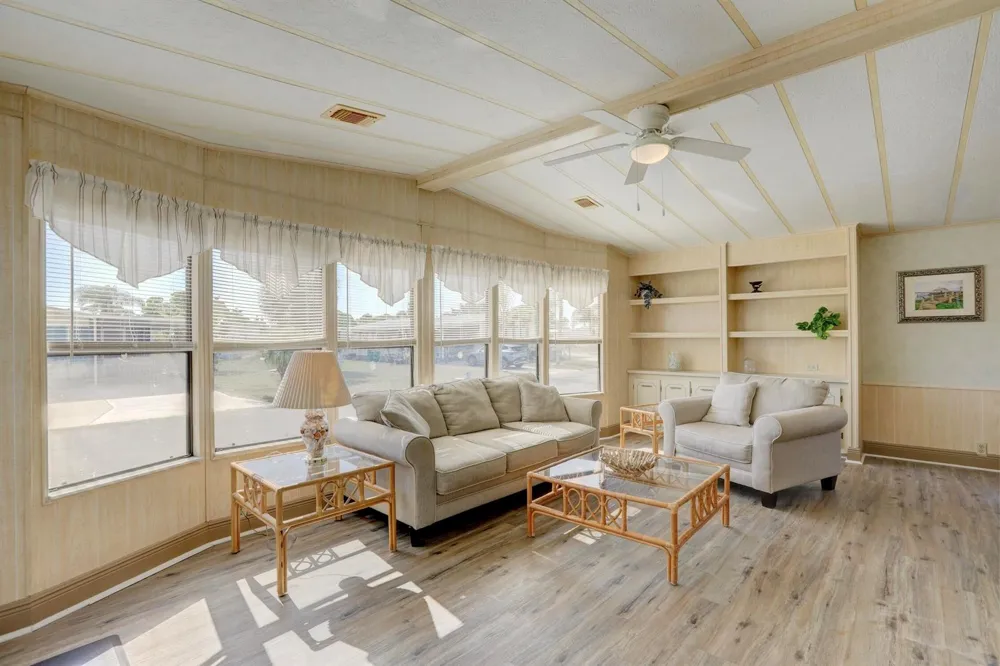 705 HYACINTH CIRCLE Barefoot Bay, FL 32976