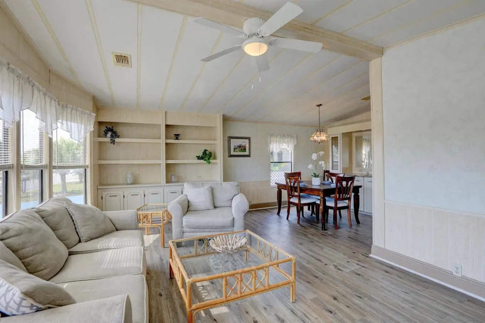 705 HYACINTH CIRCLE Barefoot Bay, FL 32976