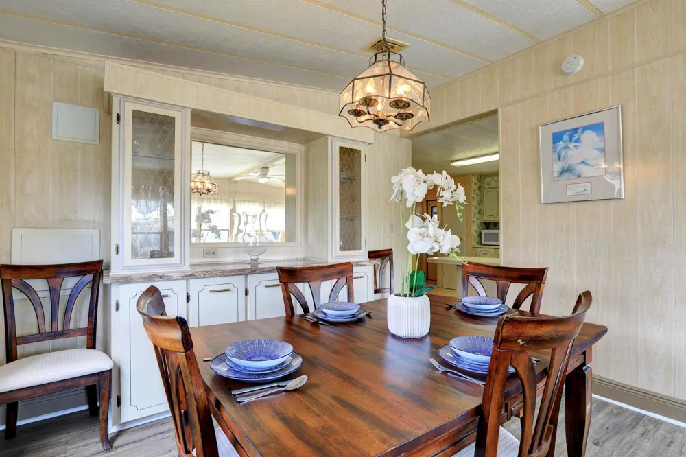 705 HYACINTH CIRCLE Barefoot Bay, FL 32976