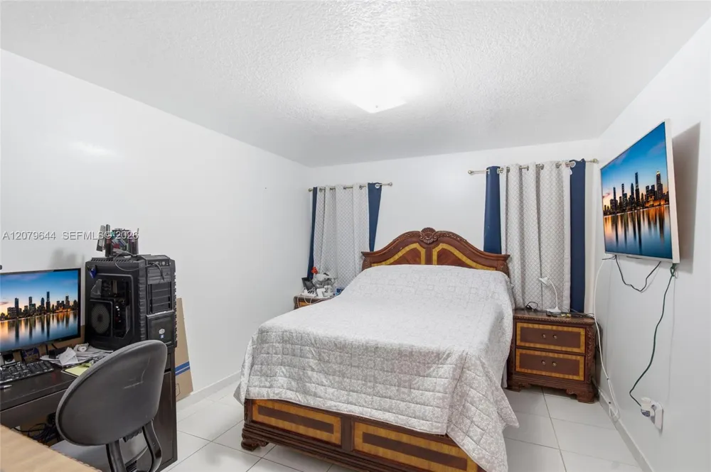 20752 SW 121st Ct Miami, FL 33177