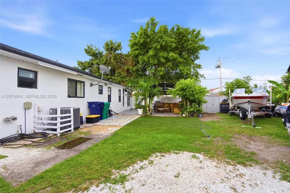 20752 SW 121st Ct Miami, FL 33177