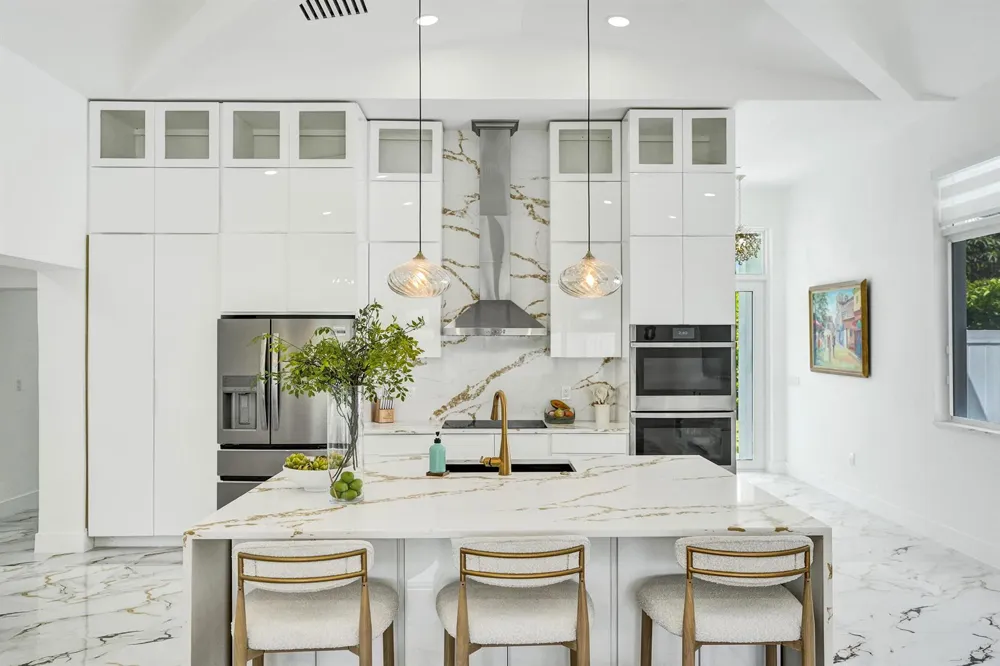 202 SE 4TH STREET Delray Beach, FL 33483