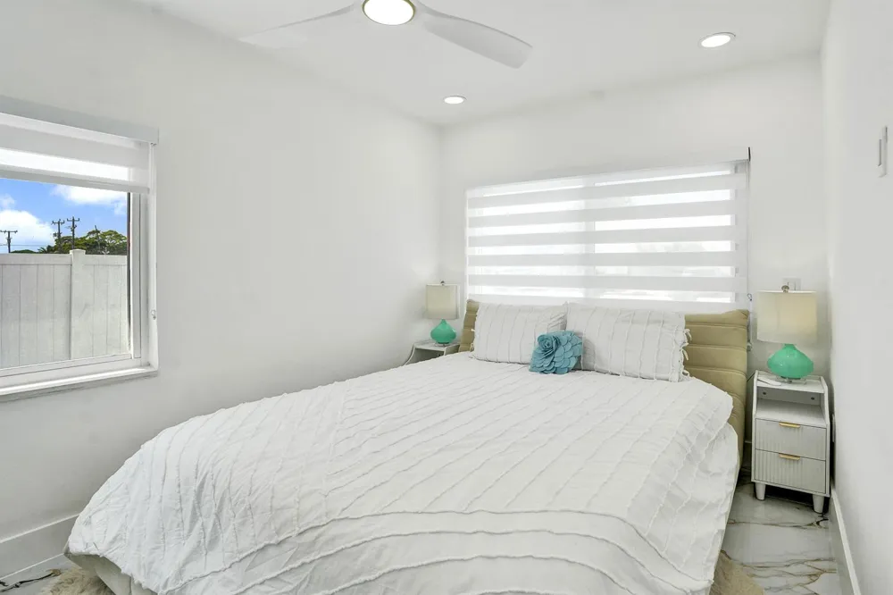 202 SE 4TH STREET Delray Beach, FL 33483