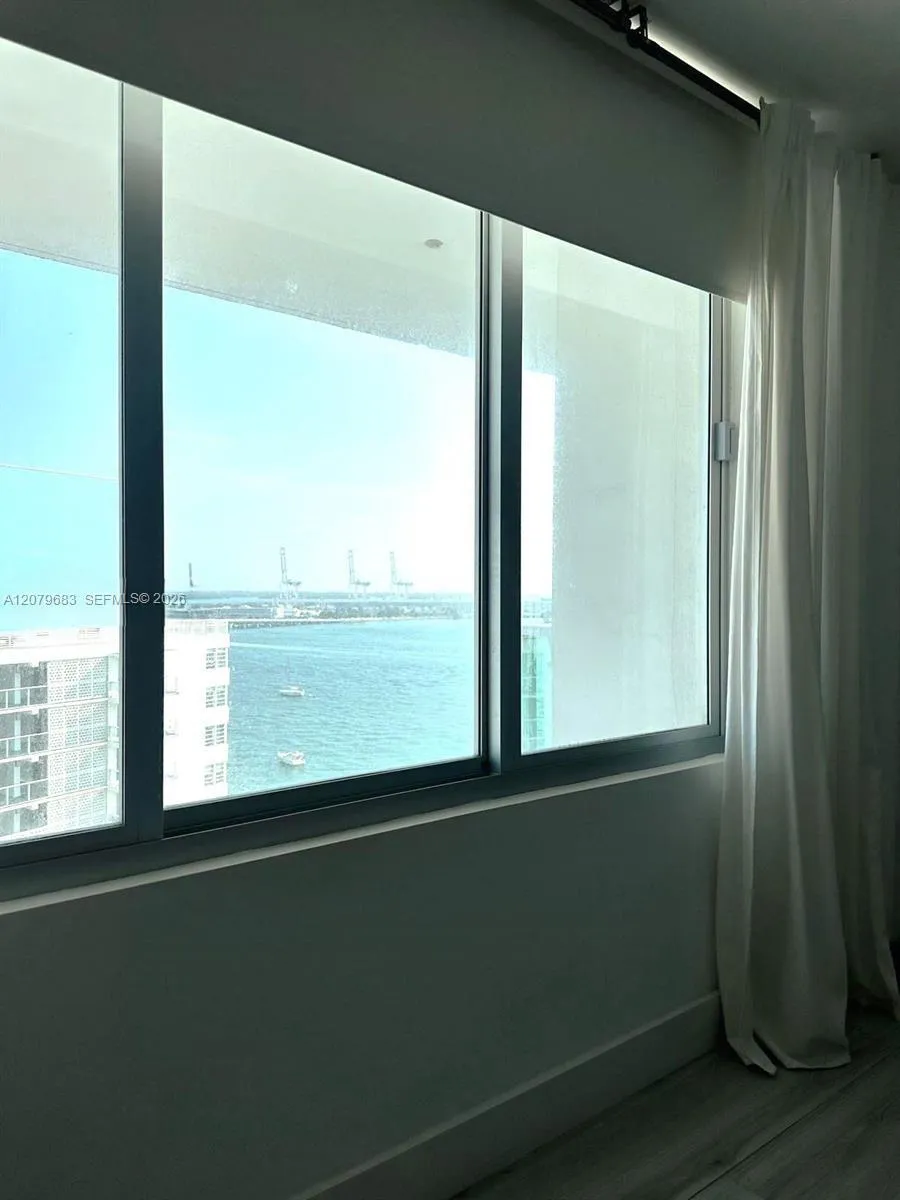 1000 West Ave #PH27 Miami Beach, FL 33139