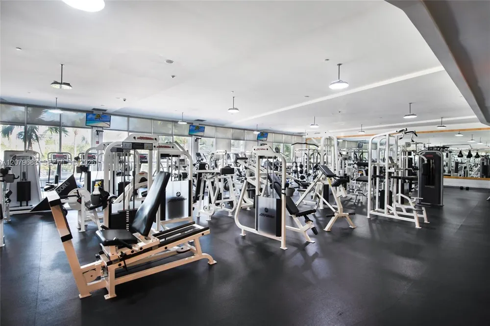 1000 West Ave #PH27 Miami Beach, FL 33139