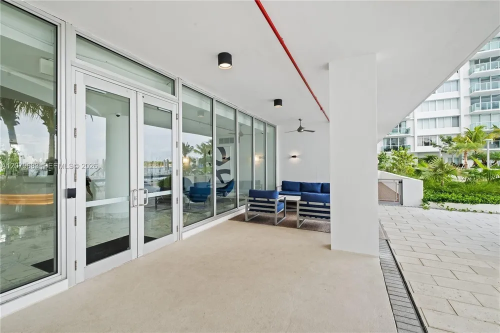 1000 West Ave #PH27 Miami Beach, FL 33139