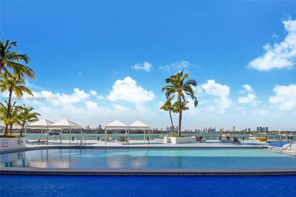 1000 West Ave #PH27 Miami Beach, FL 33139